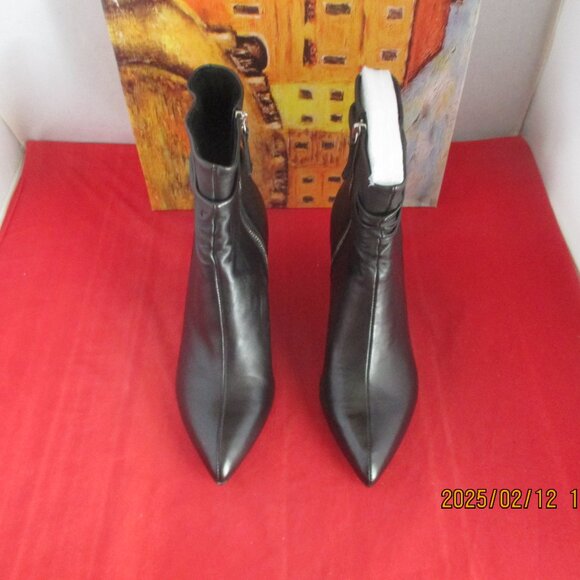 Bella Vita Danielle Leather Heeled Booties $125 - US Size 8 - Black - 1178 - Picture 3 of 11